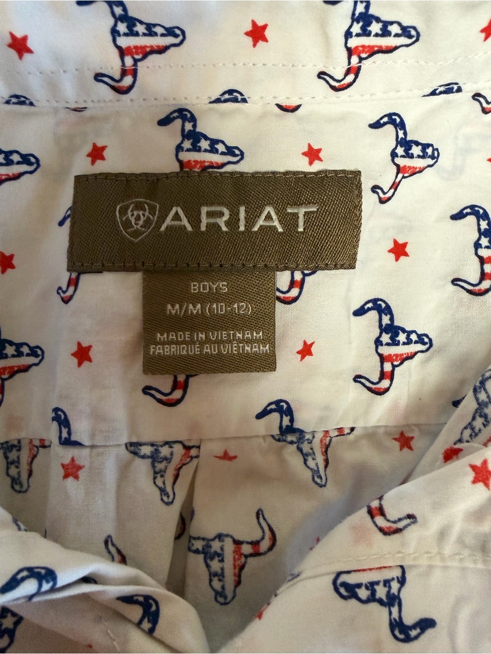 Ariat American White Button-Up Shirt with Red Stars and Blue Steer Heads